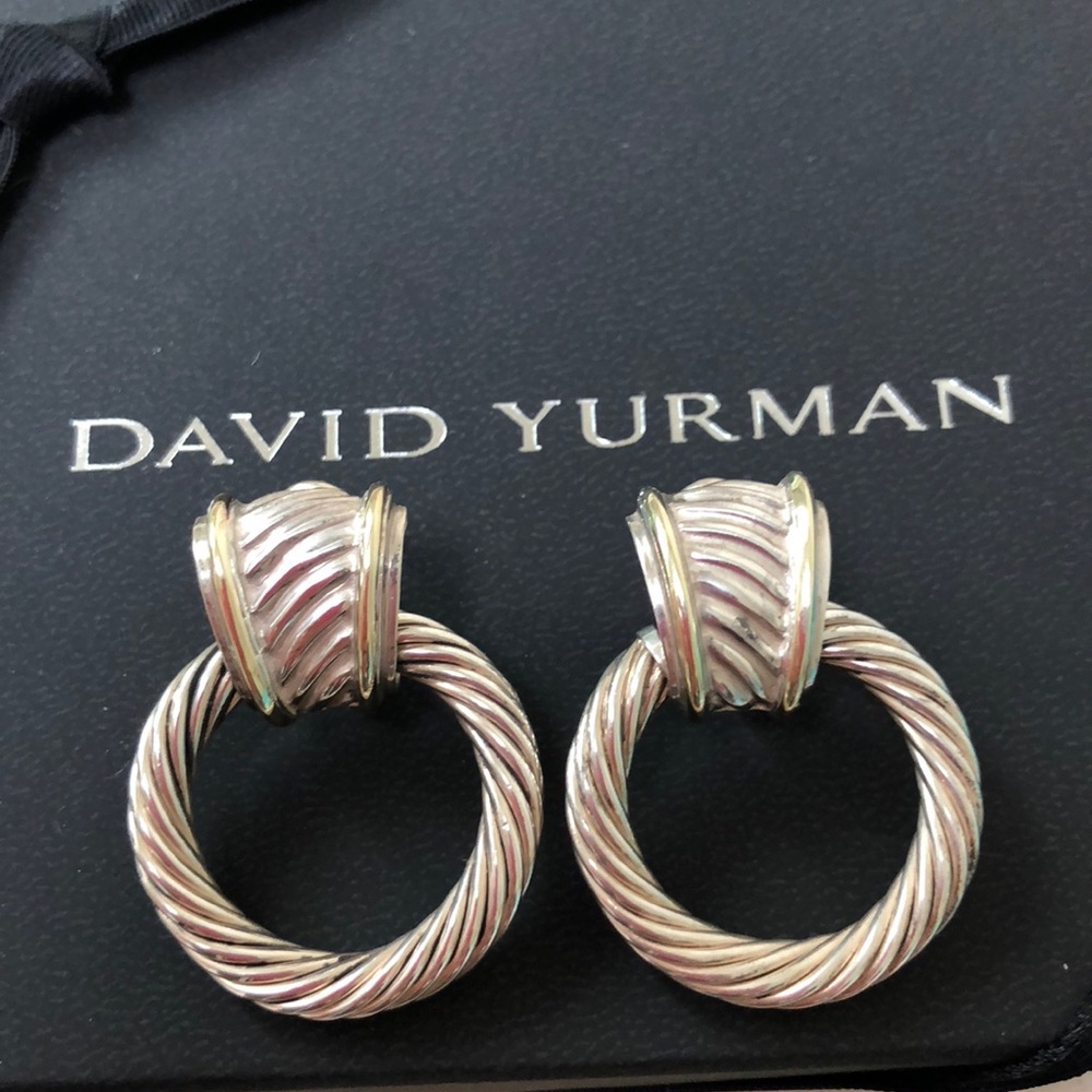 🔴Authentic DAVID YURMAN  Earrings 🎈❤️🔴